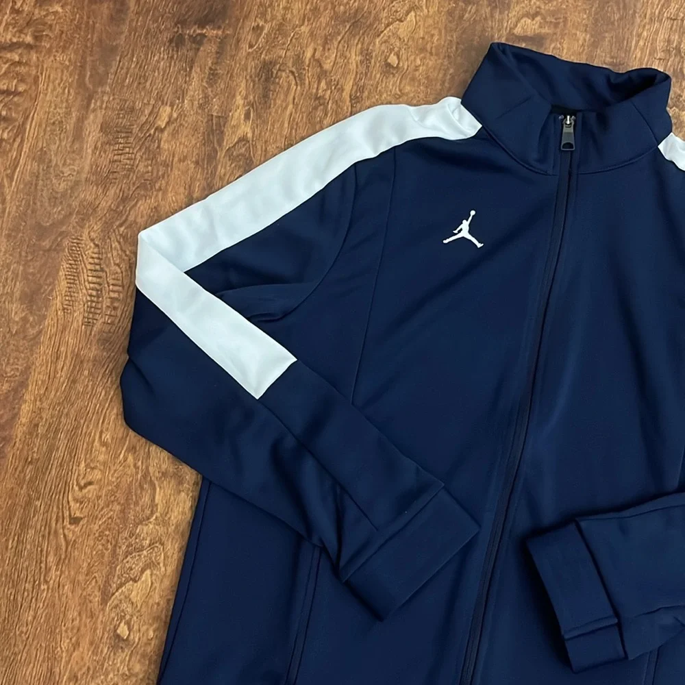 Jordan Track Jacket Size L